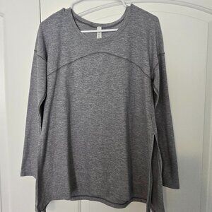 102. ✨Lululemon Hit Unwind Long Sleeve – Heathered Magnet Grey (Size 4)